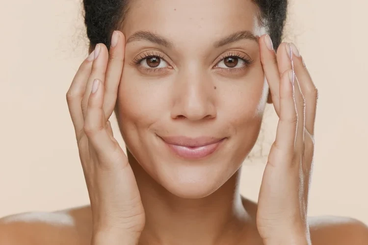 Eyelid Lift Without Surgery